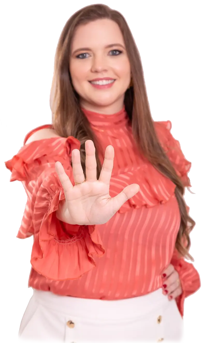 foto da doutora Larissa Soares realizando movimento de pare! ou chega!